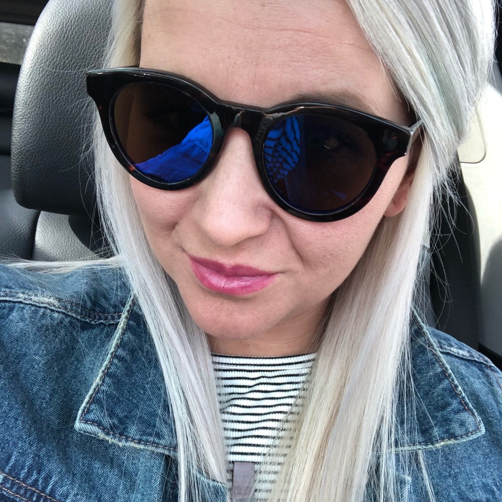 Meet your Posher, Becca